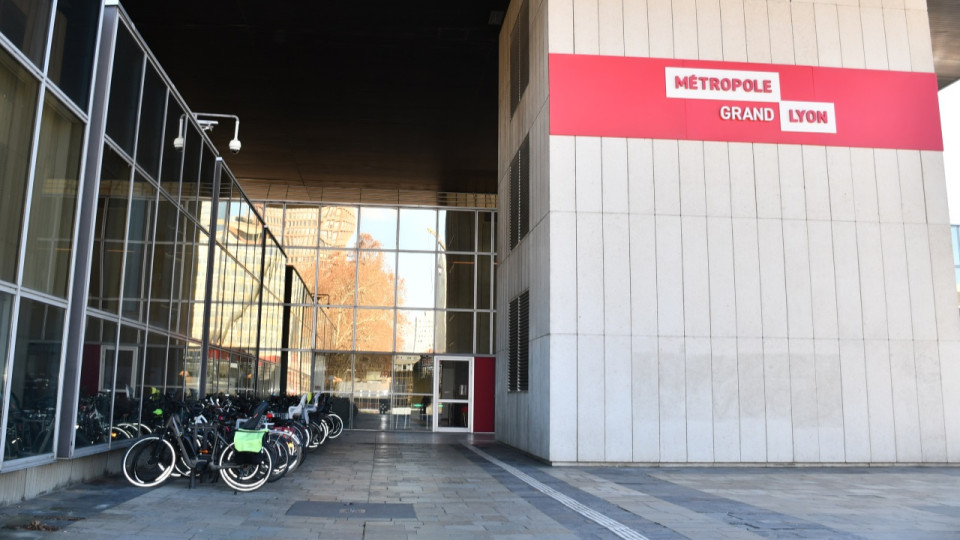 Hausse d'impôt pour les entreprises : la CPME s'étrangle, "pas faramineux" selon la Métropole de Lyon