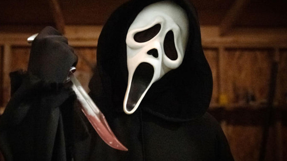 Armé d'une machette et d'un masque Scream, il avait braqué des supérettes à Lyon : 5 ans de prison