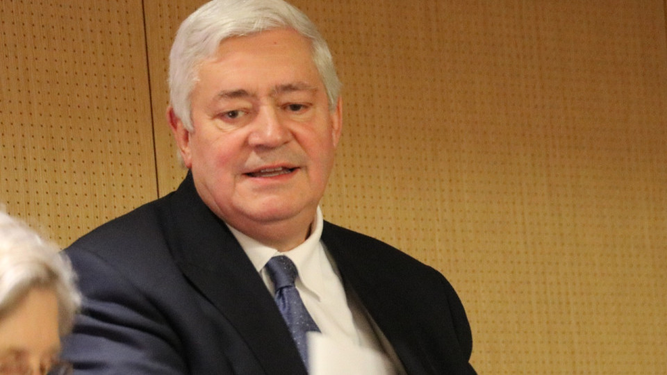 Procès des assistants parlementaires du FN : une peine de prison ferme pour l'ancien élu de Lyon Bruno Gollnisch