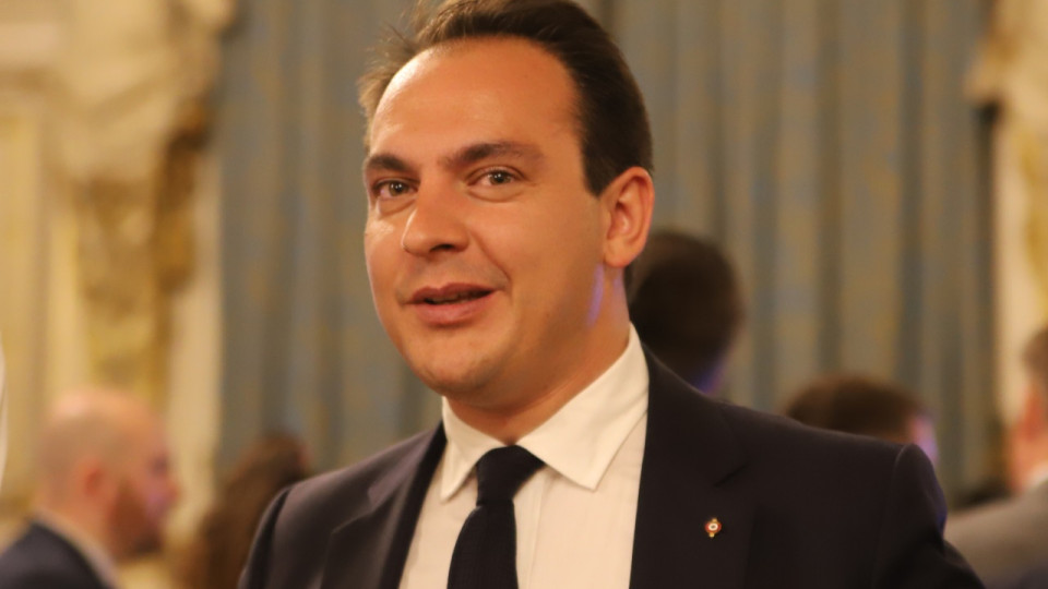 Municipales à Lyon : Pierre Oliver (LR) prêt à fermer la Halle Tony-Garnier ?