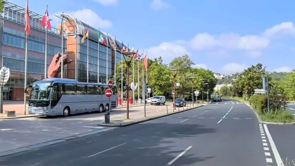 "Un mur d’autocars" devant la Cité Internationale ? La Ville de Lyon maintient son projet malgré l'opposition