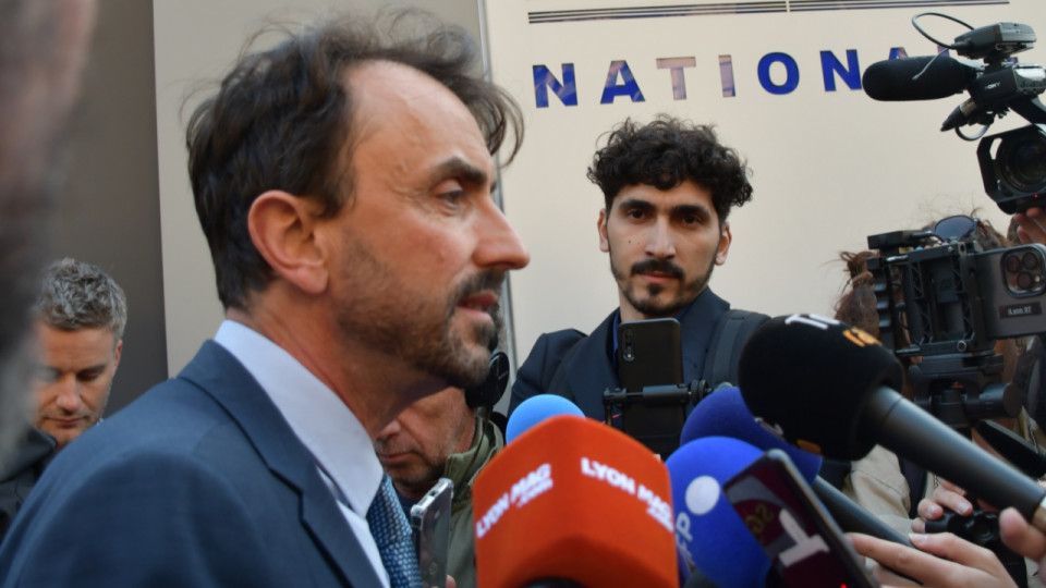 9h (de garde à vue) chrono : le maire de Lyon Grégory Doucet en sursis