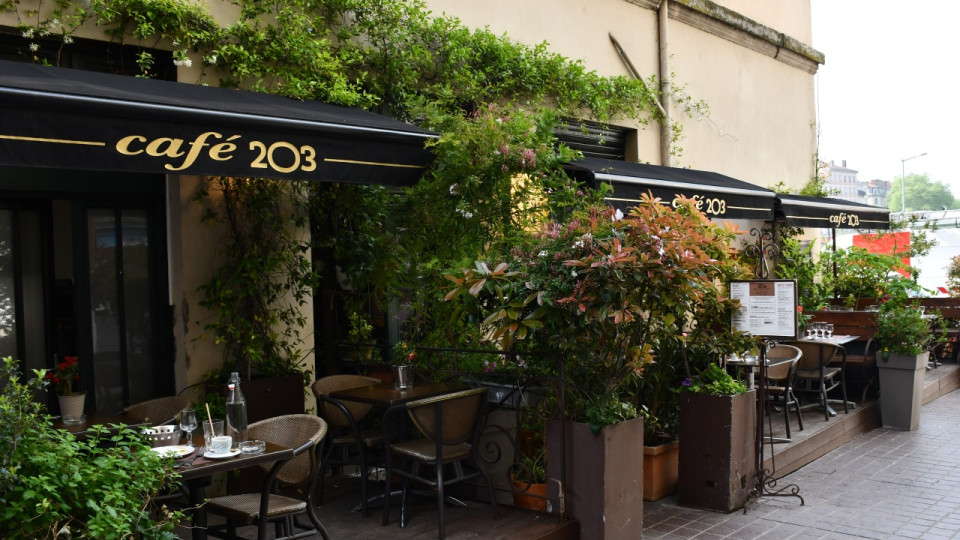 "C’est une menace de mort administrative" : le Café 203 de Christophe Cédat bientôt fermé par les écologistes à Lyon ?