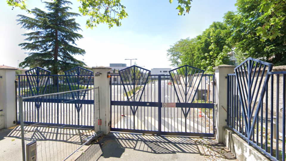 Extincteurs vidés, bureaux saccagés : la rentrée repoussée au lycée La Xavière à Lyon 8e