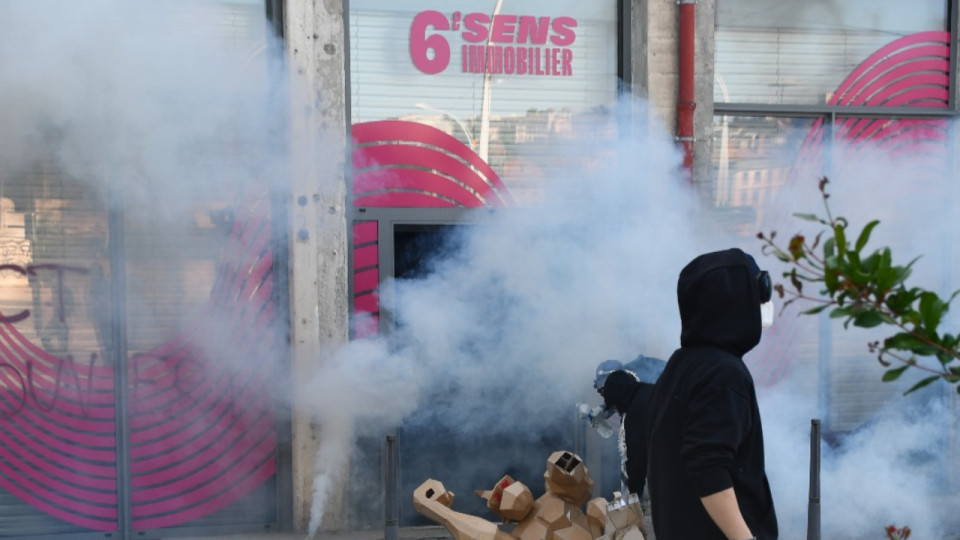 Manif du 1er-Mai à Lyon : l’Italien relâché lundi remis en garde à vue à sa sortie du tribunal