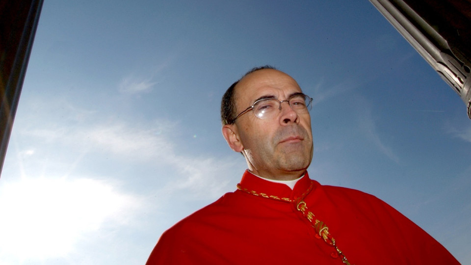 Début du conclave : ce qui attend les deux cardinaux lyonnais Philippe Barbarin et Jean-Paul Vesco