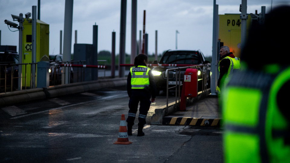 Ils cachaient 141 kg d’herbe dans une Audi RS Q8 : deux jeunes interpellés pour un go fast sur l’A7 près de Lyon