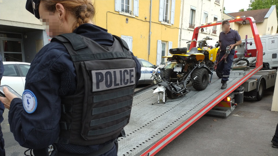 Près de Lyon : cette descente anti-stups permet de saisir des armes, un quad et d'arrêter des clandestins
