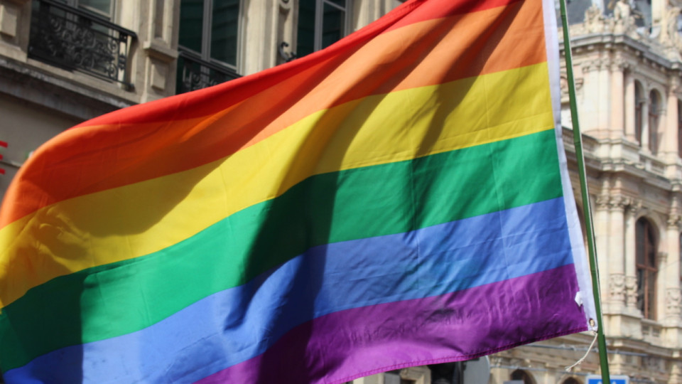 Conflit financier entre associations LGBTQIA+ à Lyon : 1 528 € en jeu