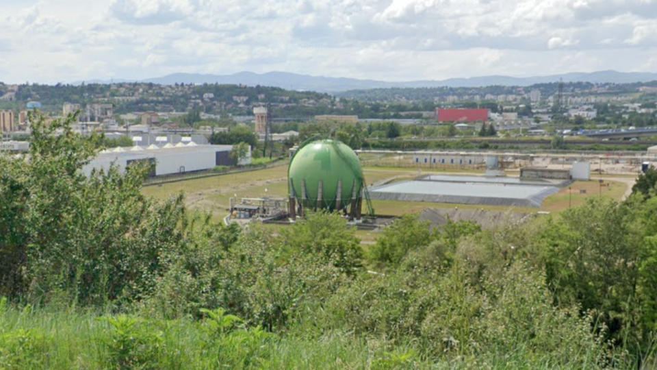 Une nouvelle pollution d'ampleur au sud de Lyon ? Kem One accusé d'avoir rejeté 500 tonnes de gaz cancérigène