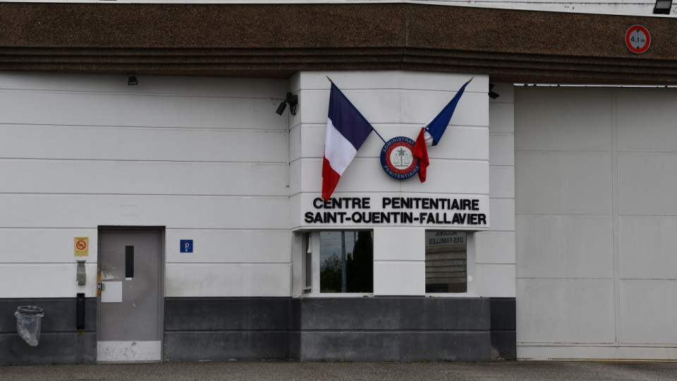 Surpopulation carcérale : une prison modulaire livrée d’ici 2027 près de Lyon