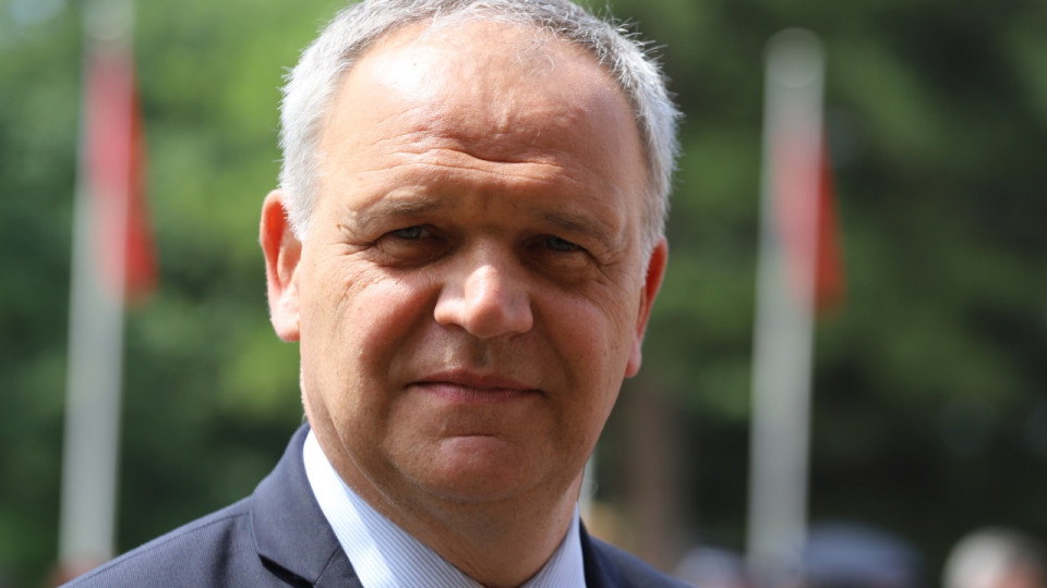 LFI veut désarmer la police municipale et supprimer les caméras :  une sortie "scandaleuse et irresponsable" pour François-Noël Buffet