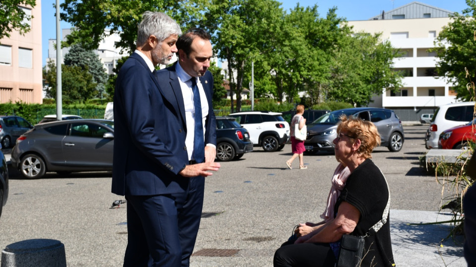 "Ça montre tout ce que souhaite la Région : des villes de qualité" : Laurent Wauquiez en démonstration à Bron