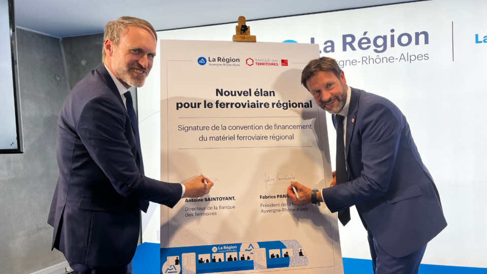 "Mobilités positives – Cap 2035" : la Banque des Territoires et la Région Auvergne-Rhône-Alpes signent une convention de 440 millions d’euros