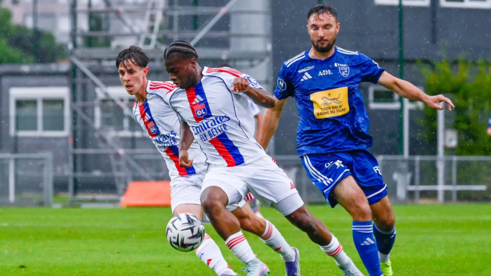 L'OL remporte son premier match amical de l'été sous une pluie diluvienne