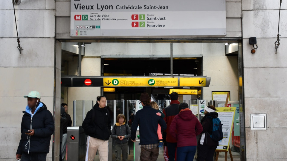 Lyon : le métro D perturbé par une importante fuite de gaz