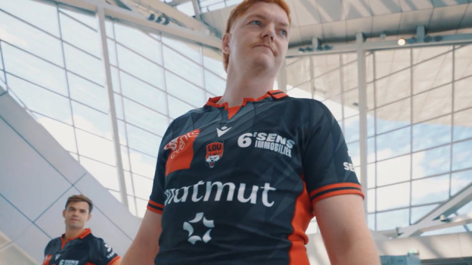 Le LOU Rugby dévoile son maillot qui rend hommage au musée des Confluences de Lyon