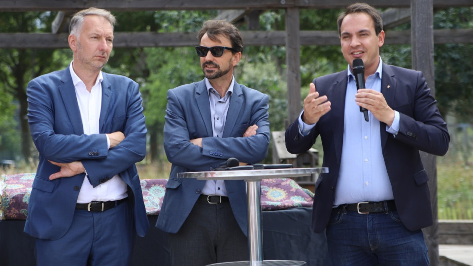 "Ils n'ont plus aucun intérêt pour le débat d'idées" : Bruno Bernard s'en prend à Pierre Oliver et Jean-Michel Aulas