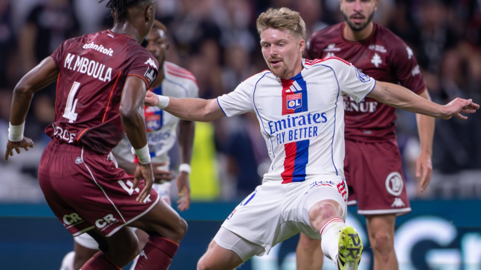 OL-Metz : Lyon ma&icirc;trise son adversaire et poursuit sur sa lanc&eacute;e