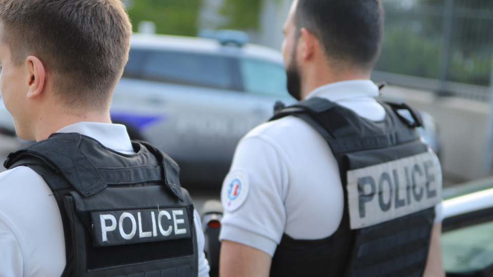 Lyon 7e : appelés pour un cambriolage, les policiers font une découverte inattendue dans le lit de la victime