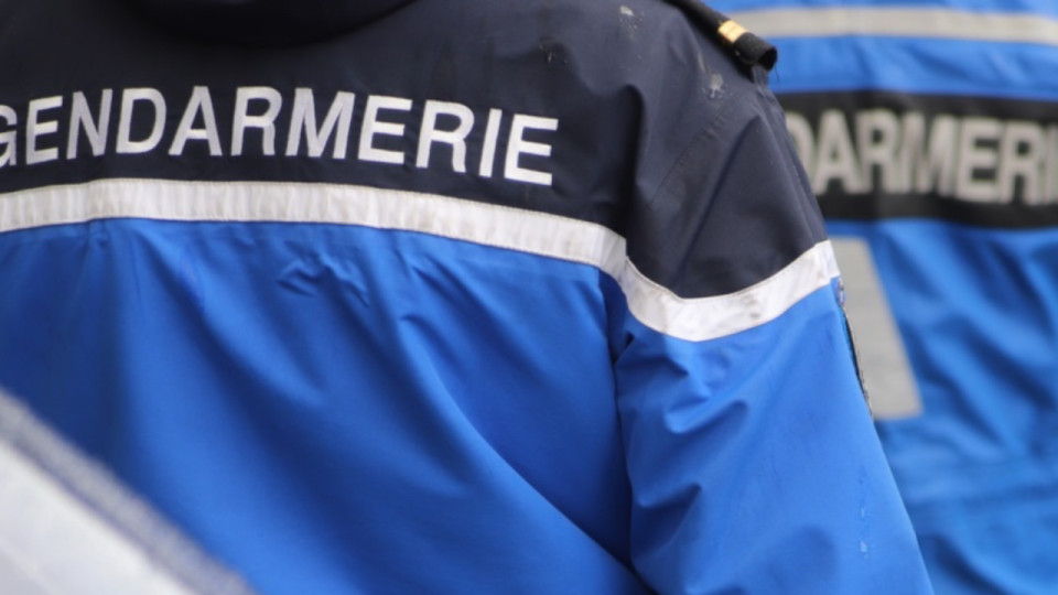 Un chauffeur échappe à une attaque de motards près de l’aéroport de Lyon Saint-Exupéry