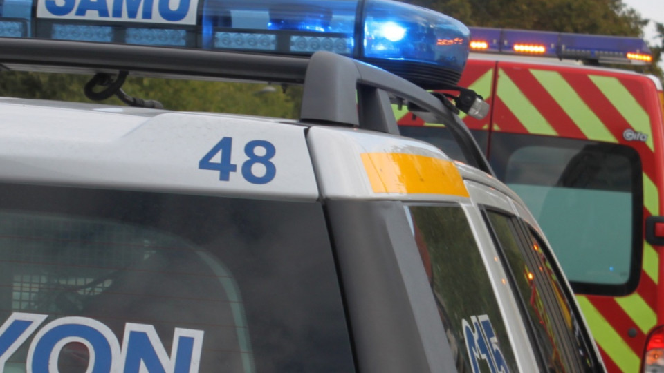 Près de Lyon : un jeune de 18 ans tué dans une sortie de route, le conducteur interpellé