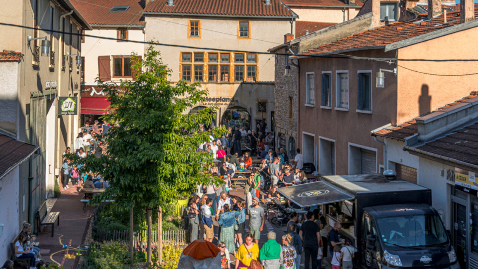 Près de Lyon : une vague de nouveaux commerces annoncée à Saint-Genis-Laval