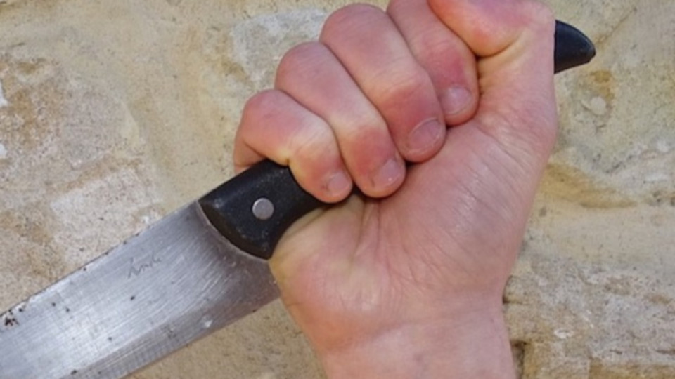 Près de Lyon : prison avec sursis pour avoir attaqué son mari à coups de couteau