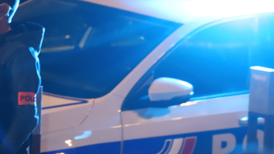 Grosse frayeur au sud de Lyon : une voiture criblée de balles en pleine nuit