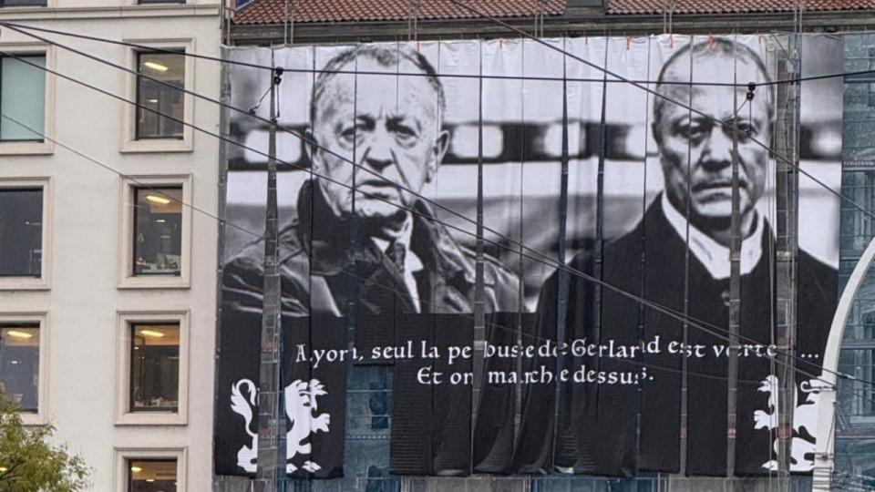 Bâche Aulas-Lacombe installée à Lyon : la mairie saisit le procureur de la République