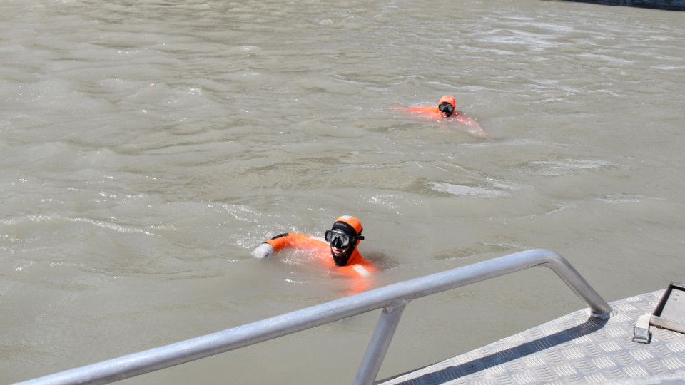 Près de Lyon : elle fonce volontairement dans le Rhône avec sa voiture, une femme retrouvée noyée
