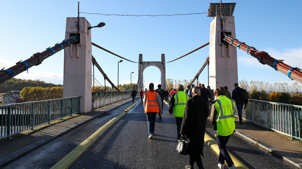 Travaux du pont de Condrieu : une étape clé franchie entre le Rhône et l’Isère