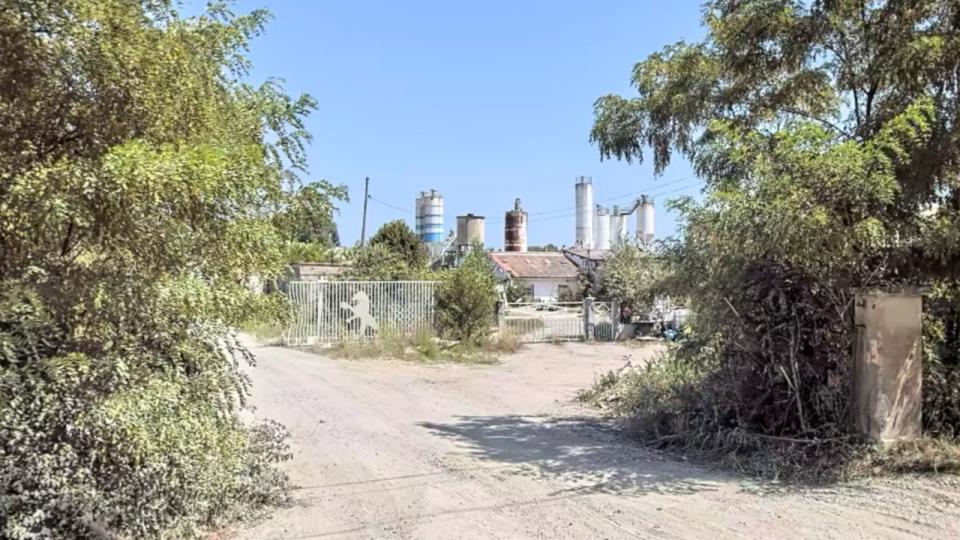 Pollution présumée à Décines : la cour d’appel examine le recours contre la centrale Béton Lyonnais ce mardi