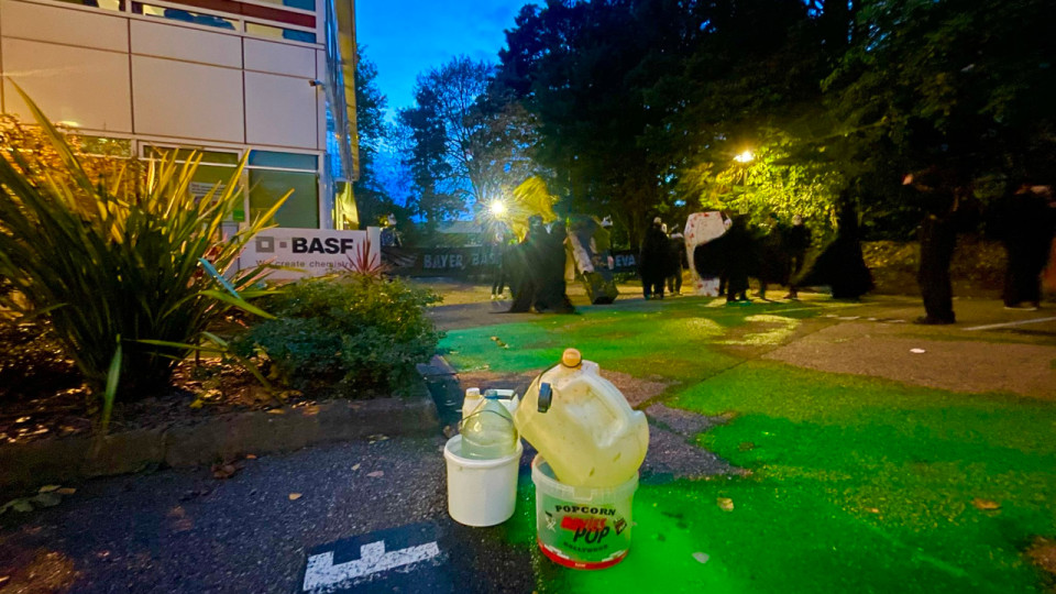 Près de Lyon : le siège de BASF pris pour cible par Extinction Rebellion