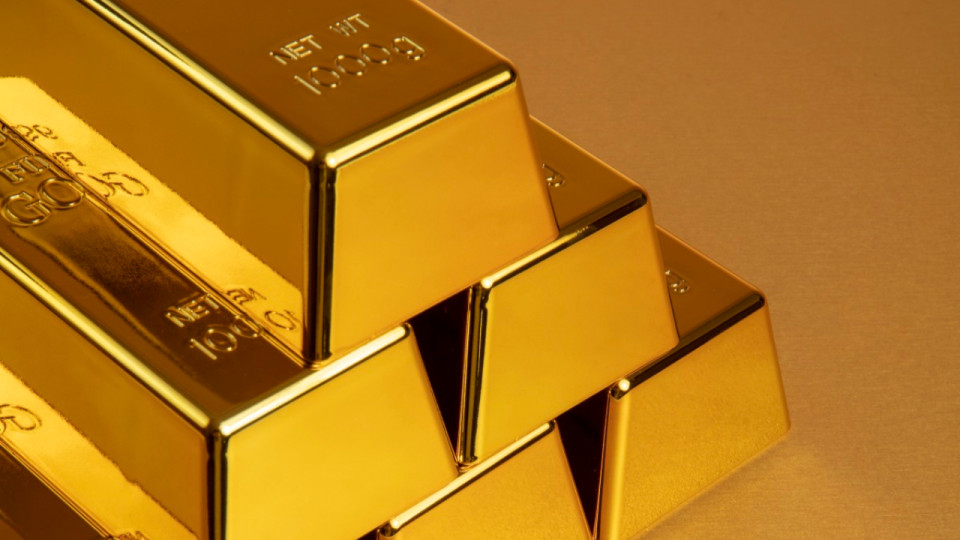 Près de Lyon : lors de travaux dans son jardin, il découvre 700 000 euros de lingots et pièces d'or