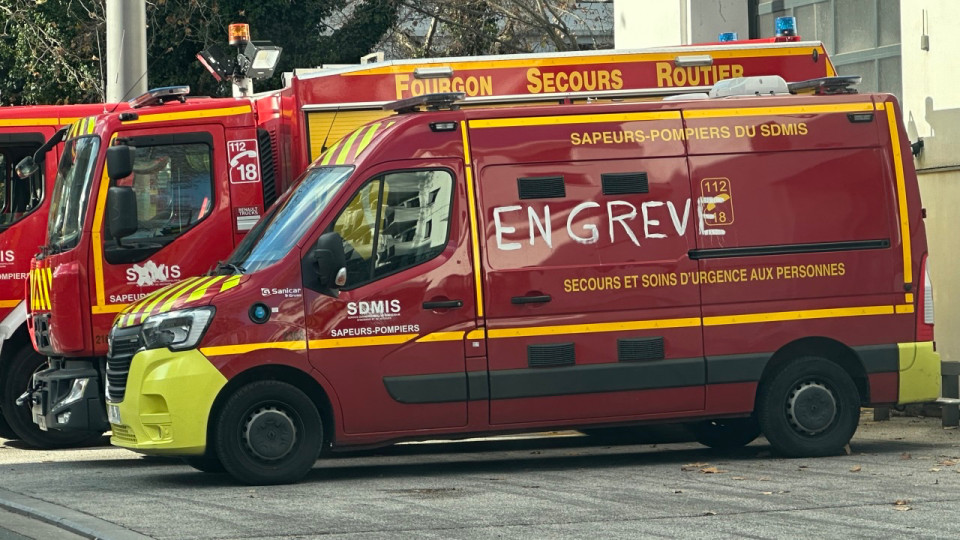 "En grève pour votre sécurité" : les pompiers du Rhône interpellent la Métropole de Lyon et le Département