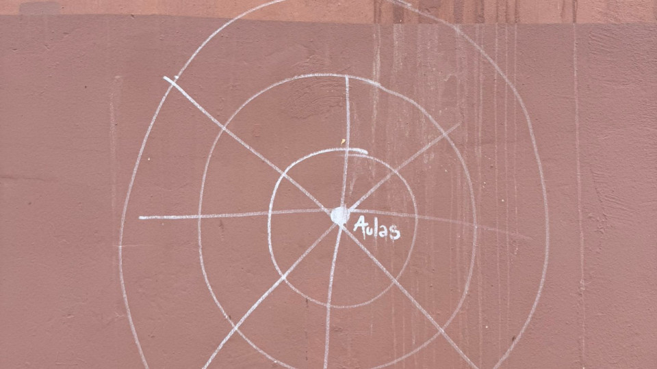 Le tag d'une cible et du nom de Jean-Michel Aulas retrouvé à Perrache : "L’escalade et les intimidations n’ont pas leur place à Lyon"