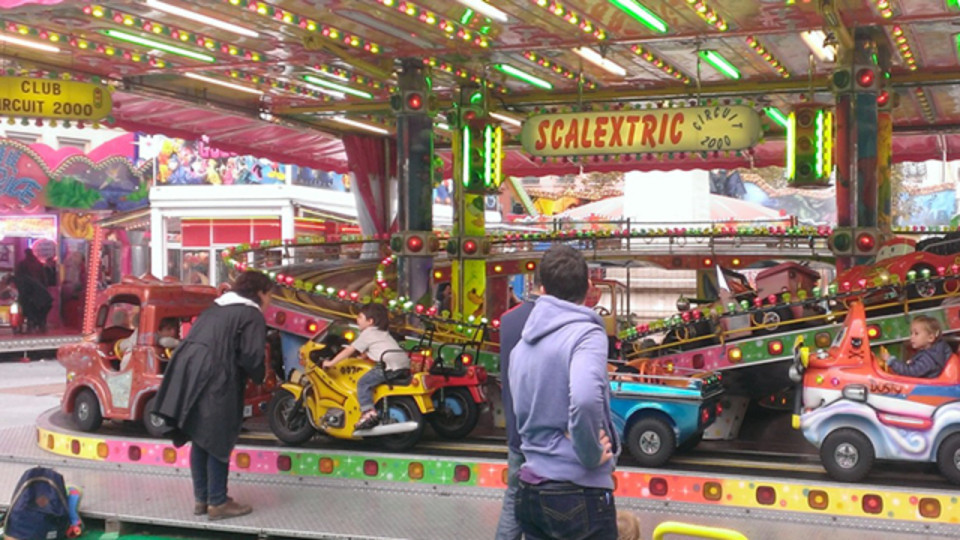 Vol à la fête foraine près de Lyon : un forain condamné pour avoir frappé un adolescent qu'il accusait à tort