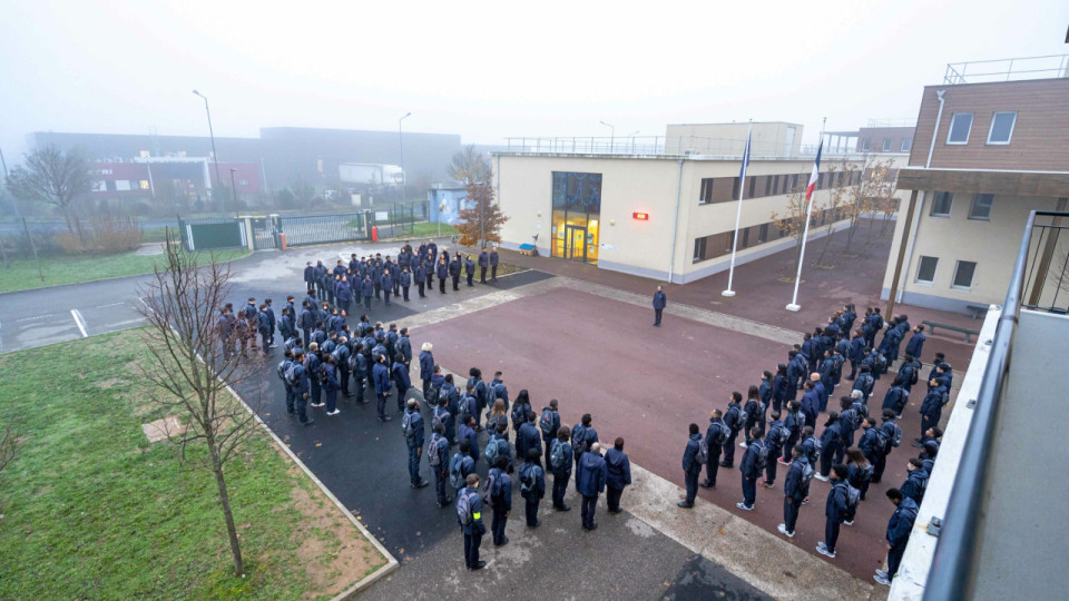 Pr&egrave;s de Lyon : la d&eacute;l&eacute;gu&eacute;e interminist&eacute;rielle &agrave; la lutte contre la pauvret&eacute; en visite &agrave; l&rsquo;EPIDE de Meyzieu