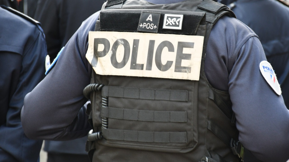 G&eacute;rant d'une soci&eacute;t&eacute; sp&eacute;cialis&eacute;e dans les cryptomonnaies &agrave; Lyon, il re&ccedil;oit une demande de ran&ccedil;on : sa femme et sa belle-m&egrave;re enlev&eacute;es et s&eacute;questr&eacute;es par des malfaiteurs pendant 30 heures