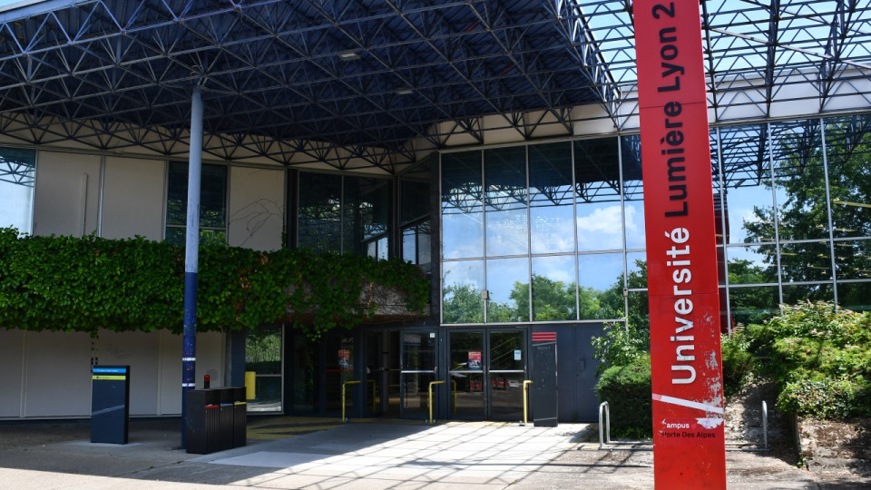 Lynchage de Quentin : l&rsquo;Universit&eacute; Lyon 2 rend hommage &agrave; son &eacute;tudiant et d&eacute;nonce les &ldquo;tentatives d&rsquo;instrumentalisation&rdquo;