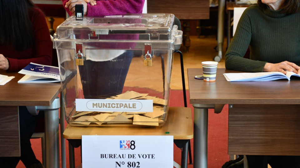 Dois-je voter ce dimanche dans la M&eacute;tropole de Lyon ? Combien d'urnes encore disponibles dans votre commune pour le second tour ?