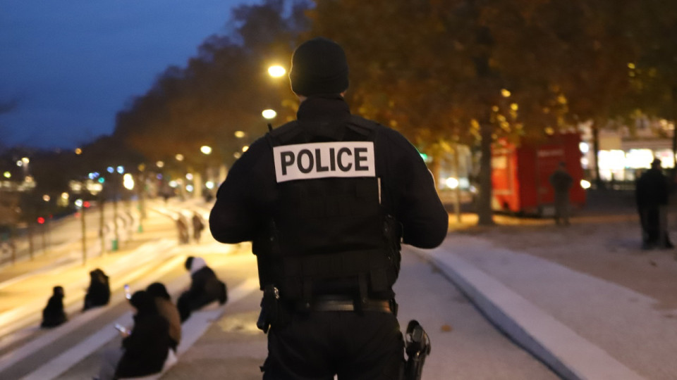 Nuit sous tension &agrave; Lyon : deux bandes arm&eacute;es stopp&eacute;es avant un possible drame