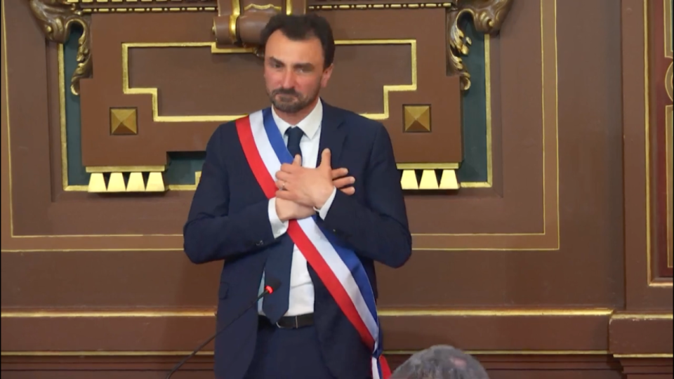 Gr&eacute;gory Doucet r&eacute;&eacute;lu maire de Lyon ce vendredi : "Coop&eacute;rer avec la M&eacute;tropole ne signifie pas s'effacer"