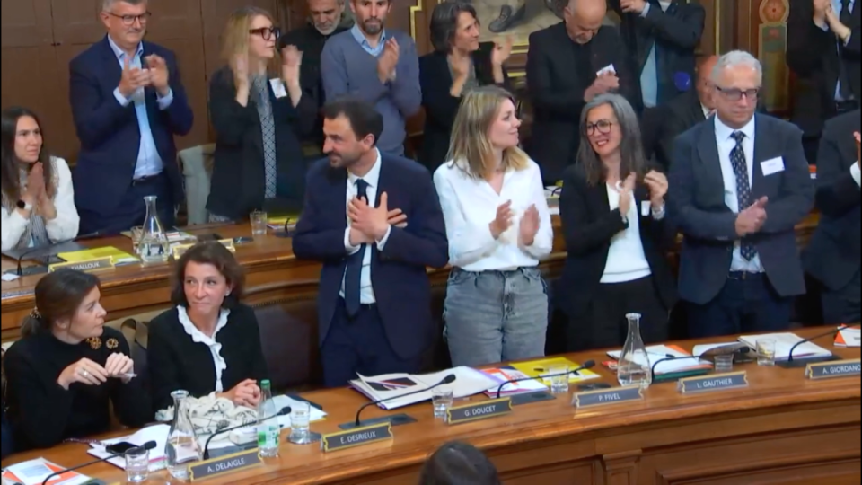 R&eacute;&eacute;lection de Gr&eacute;gory Doucet et de ses adjoints &agrave; Lyon : revivez le conseil municipal du jour