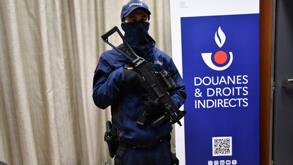 Coca&iuml;ne en pleine flamb&eacute;e : en Auvergne-Rh&ocirc;ne-Alpes, les douanes enregistrent des saisies record