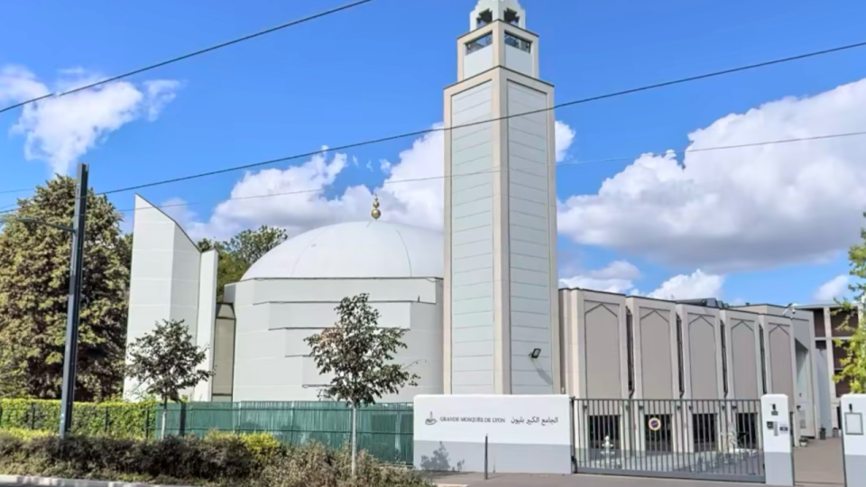 Lyon : hommage &agrave; Aboubakar Ciss&eacute;, un an apr&egrave;s un meurtre "d&rsquo;une brutalit&eacute; inou&iuml;e"