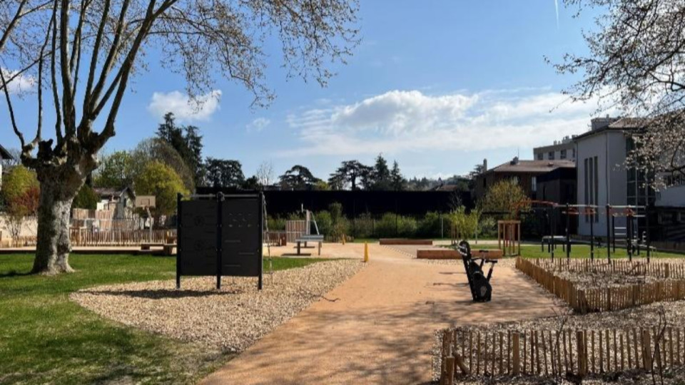 Tassin-la-Demi-Lune : un ludoparc de 3 600 m&sup2; ouvre ses portes aux Platanes