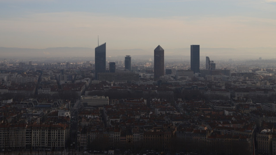 L&rsquo;air s&rsquo;am&eacute;liore en Auvergne-Rh&ocirc;ne-Alpes&hellip; sauf &agrave; Lyon o&ugrave; un polluant inqui&egrave;te encore