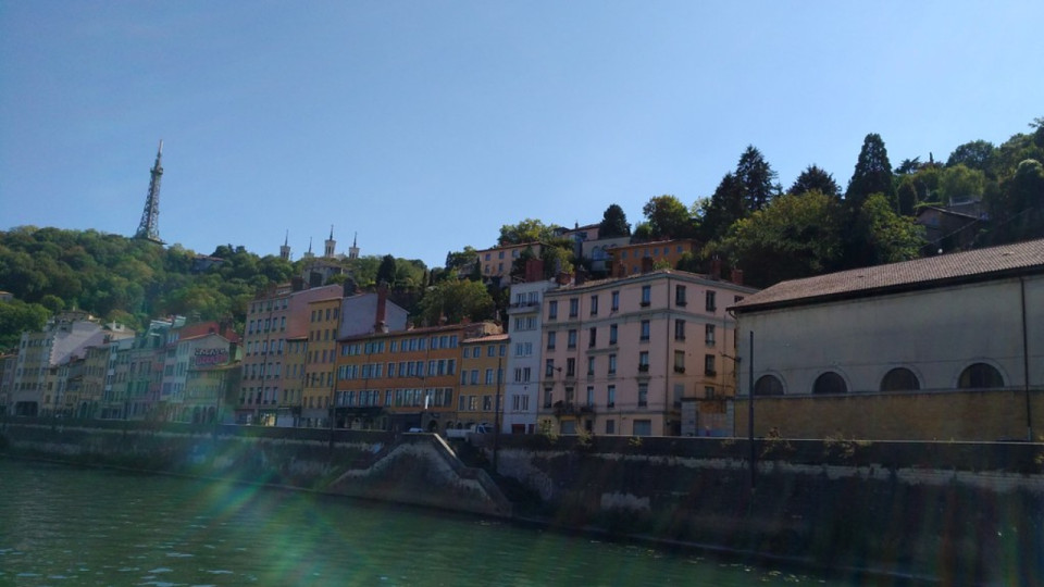 Le Rh&ocirc;ne plac&eacute; en vigilance orange canicule d&egrave;s jeudi midi